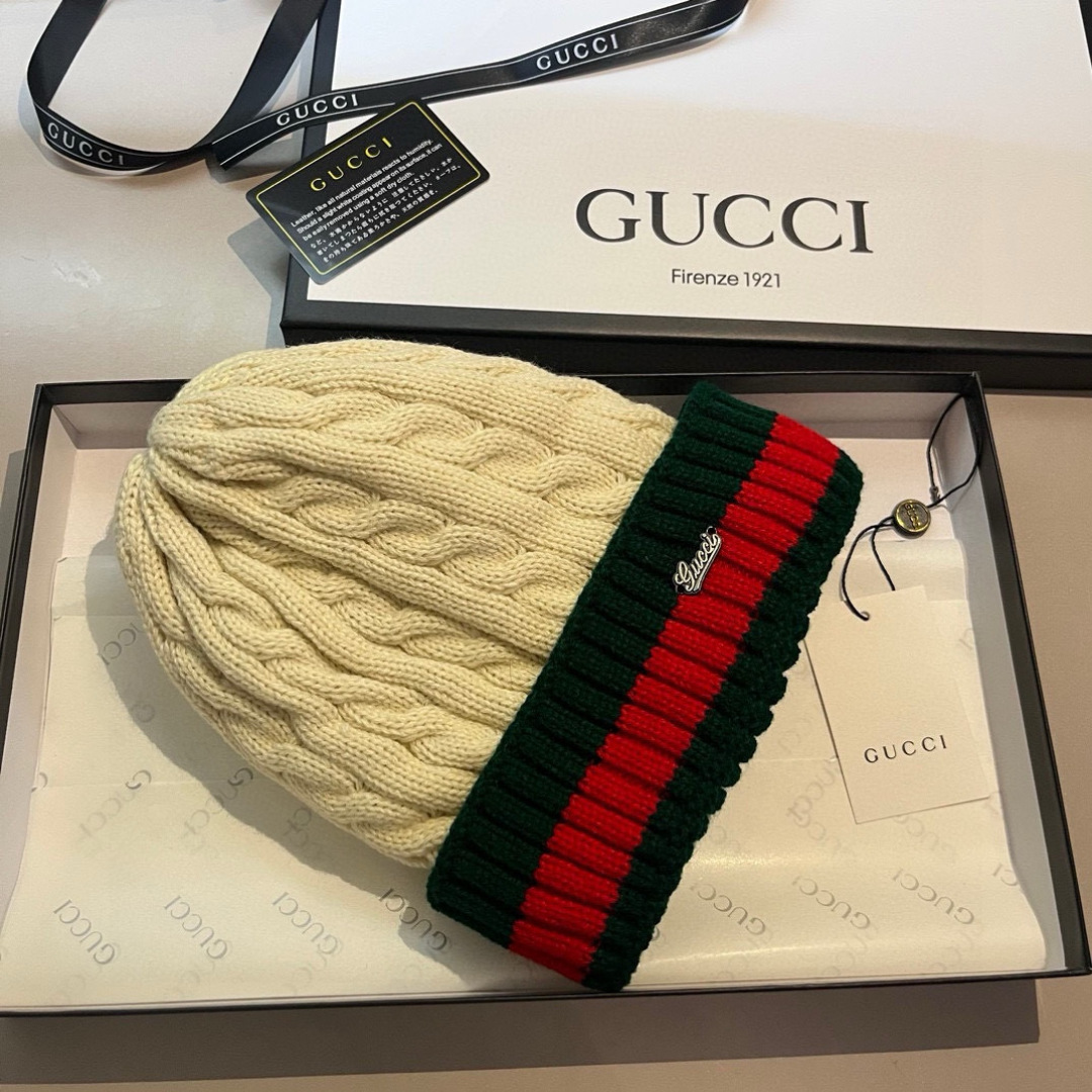 🆕

Gucci古奇经典款毛线帽，男女通用、4个色