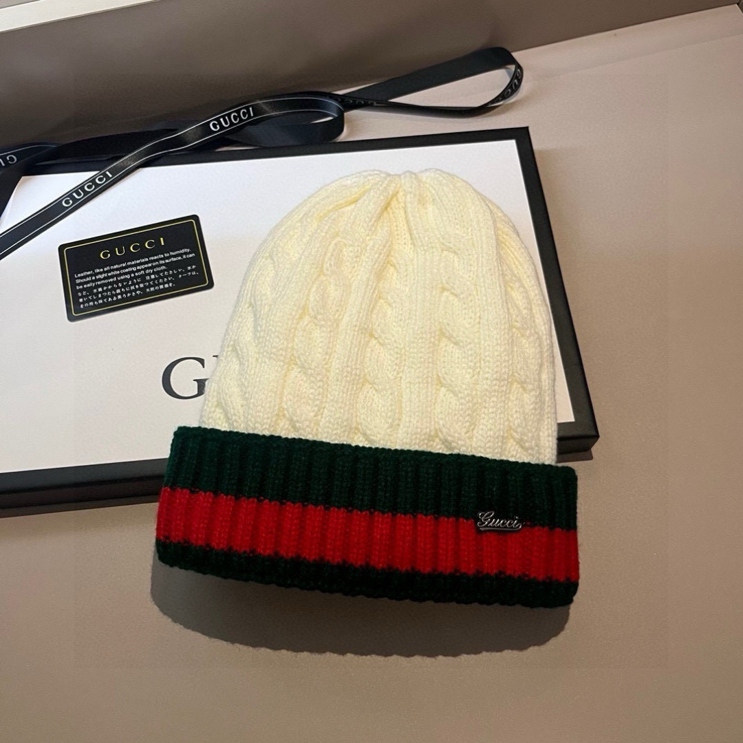 🆕

Gucci古奇经典款毛线帽，男女通用、4个色