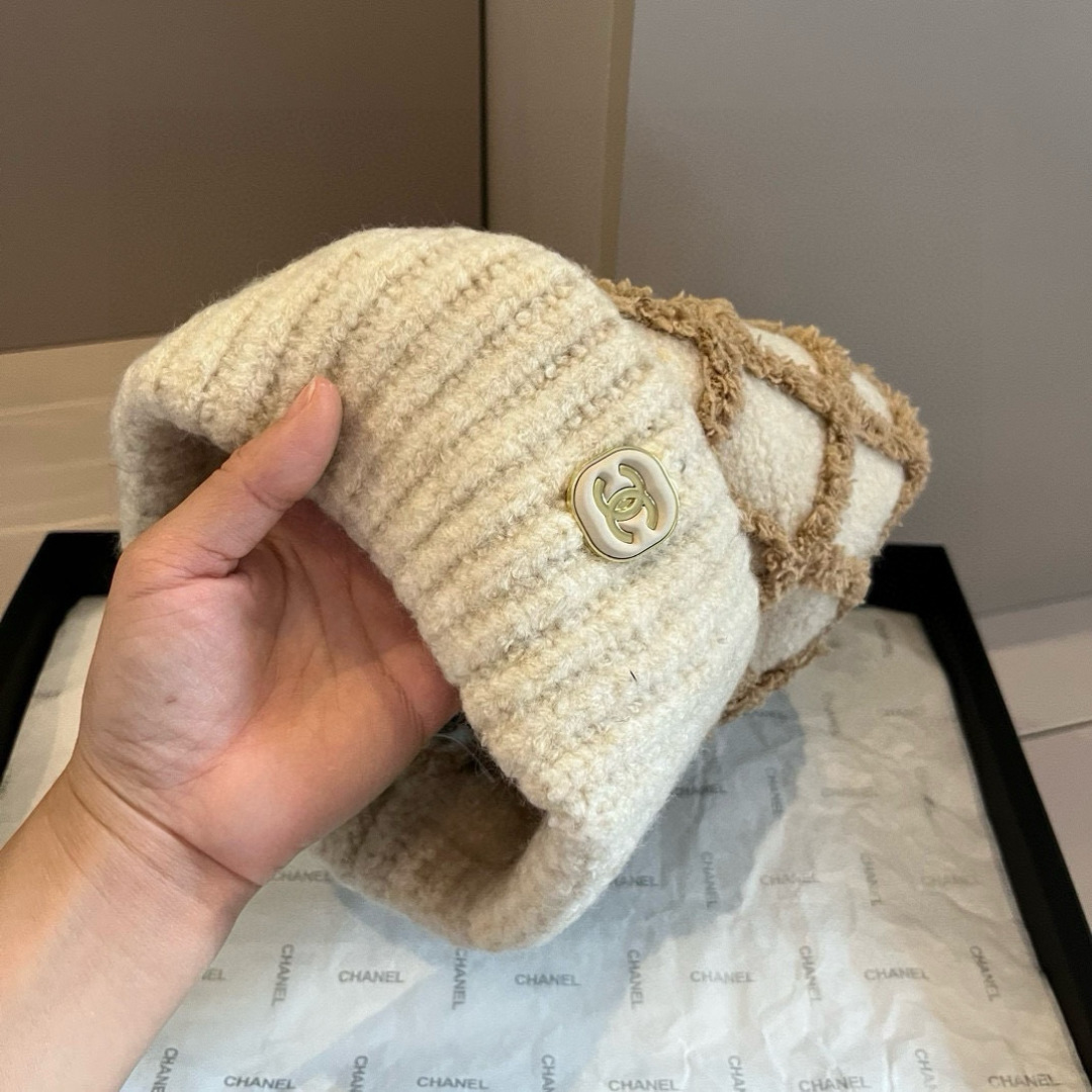 🆕

Chanel香奈儿针织毛线帽