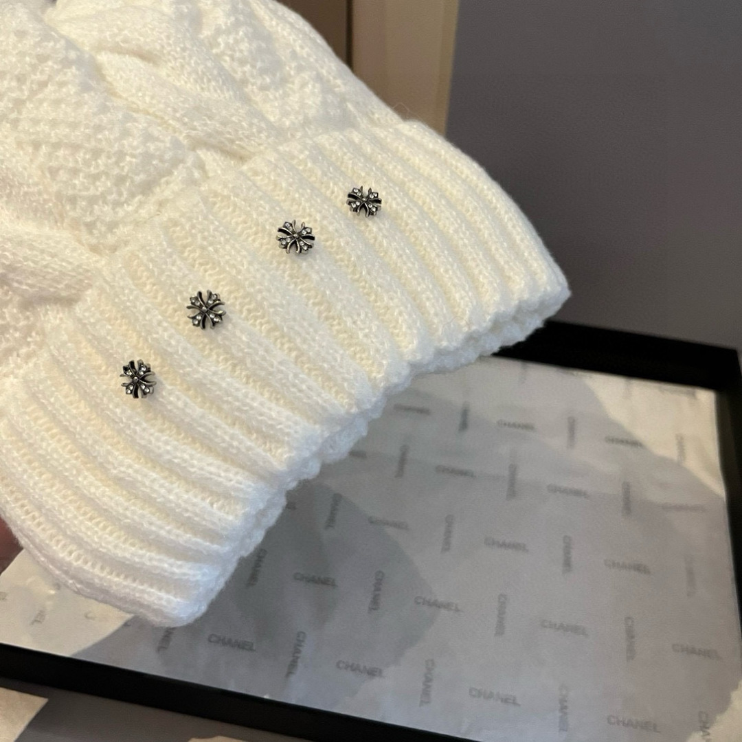 🆕

克罗心新款毛线帽