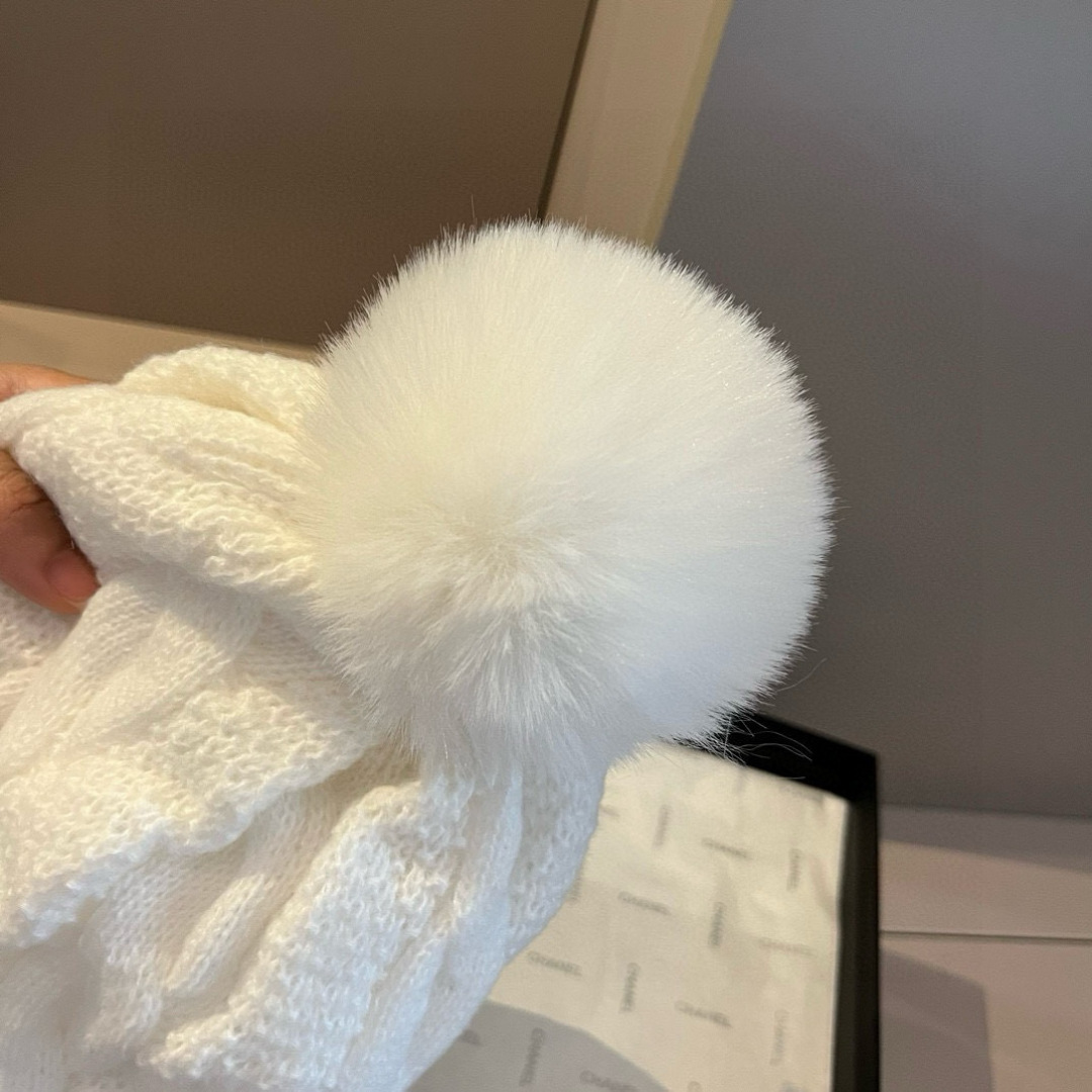 🆕

克罗心新款毛线帽