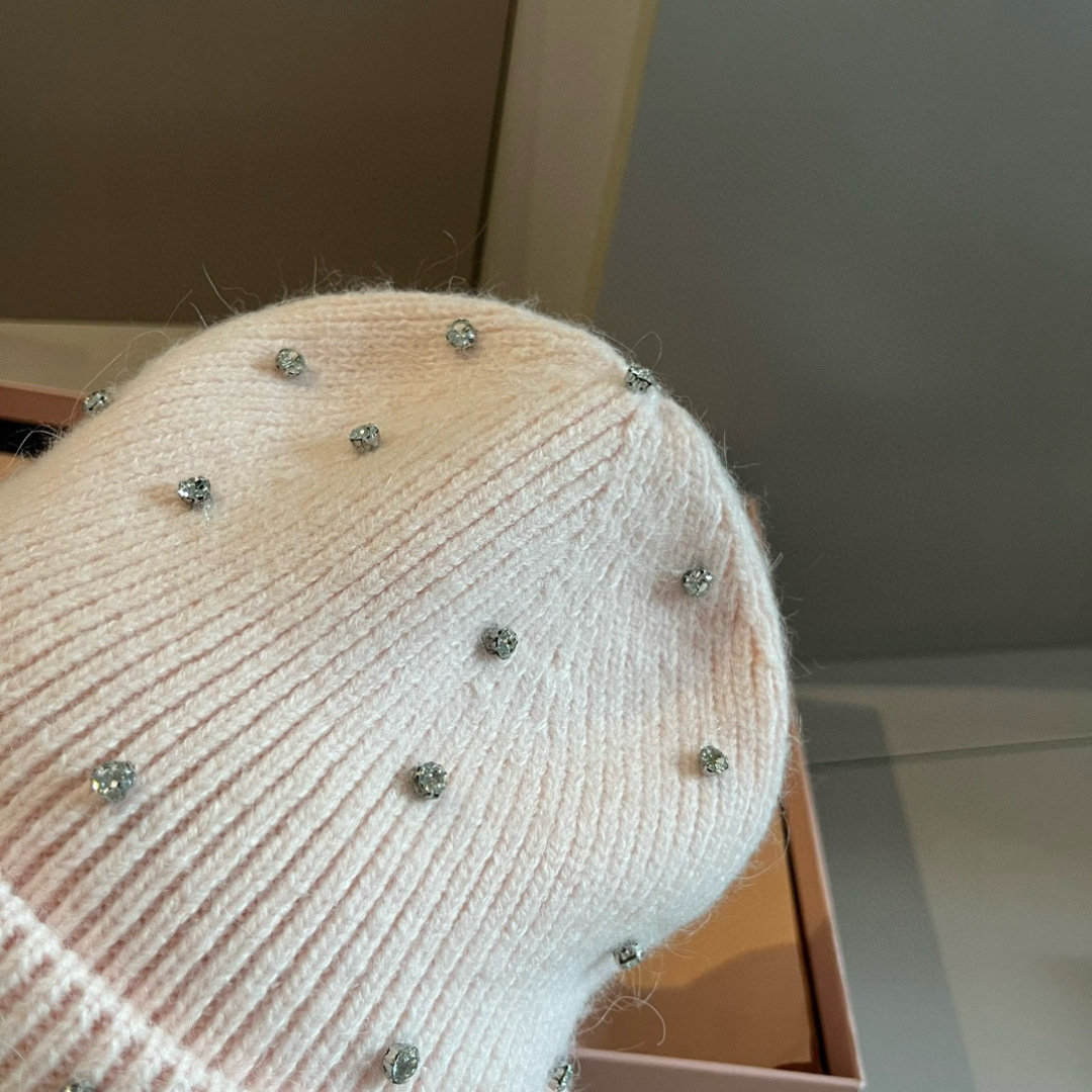 🆕

缪缪miumiu秋冬新款针织羊毛帽，糖果色针织帽
