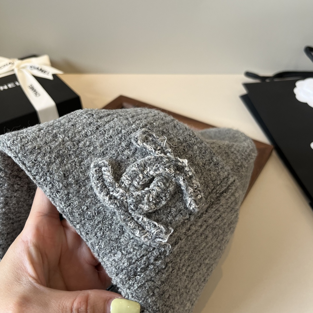 🆕

Chanel香奈儿针织毛线帽