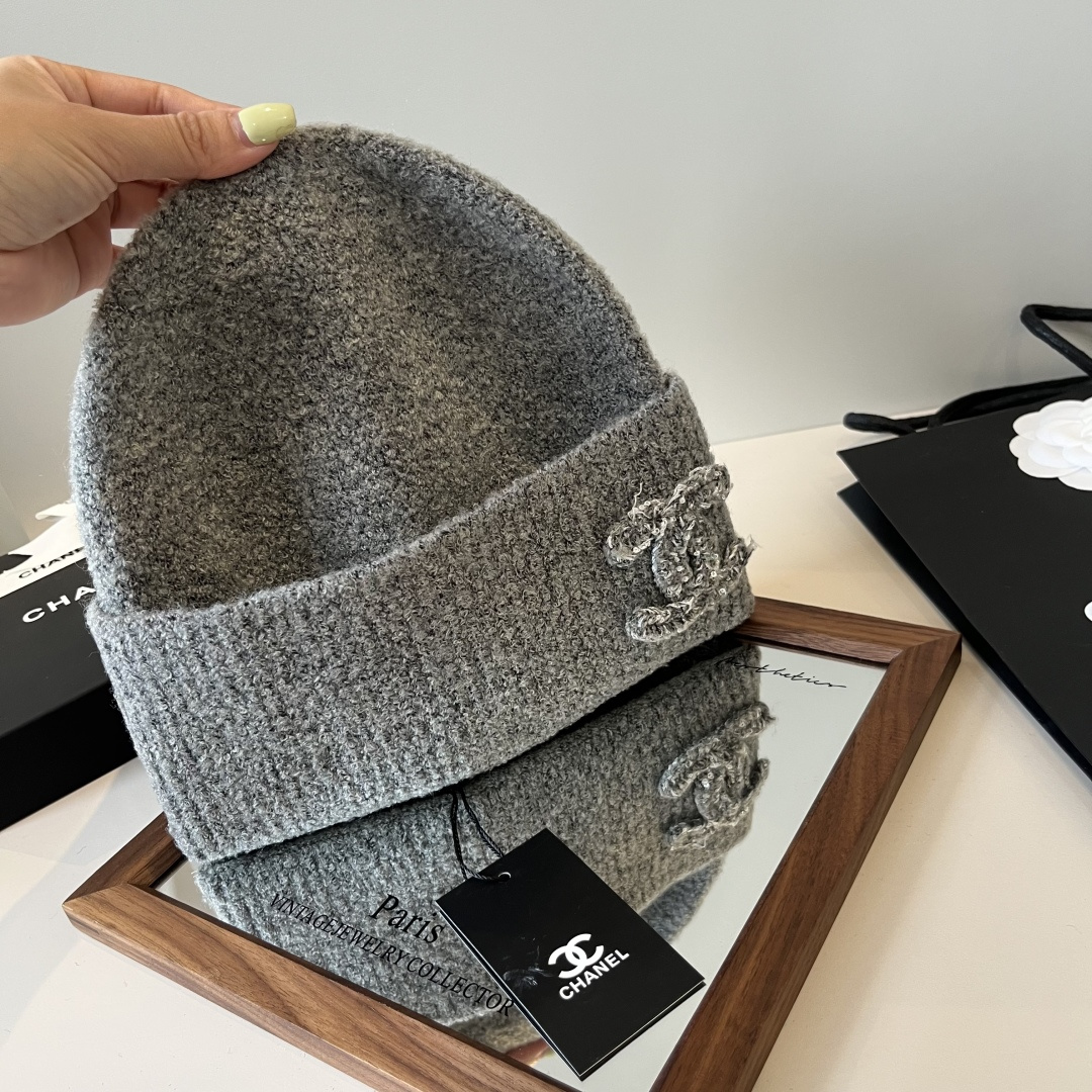🆕

Chanel香奈儿针织毛线帽