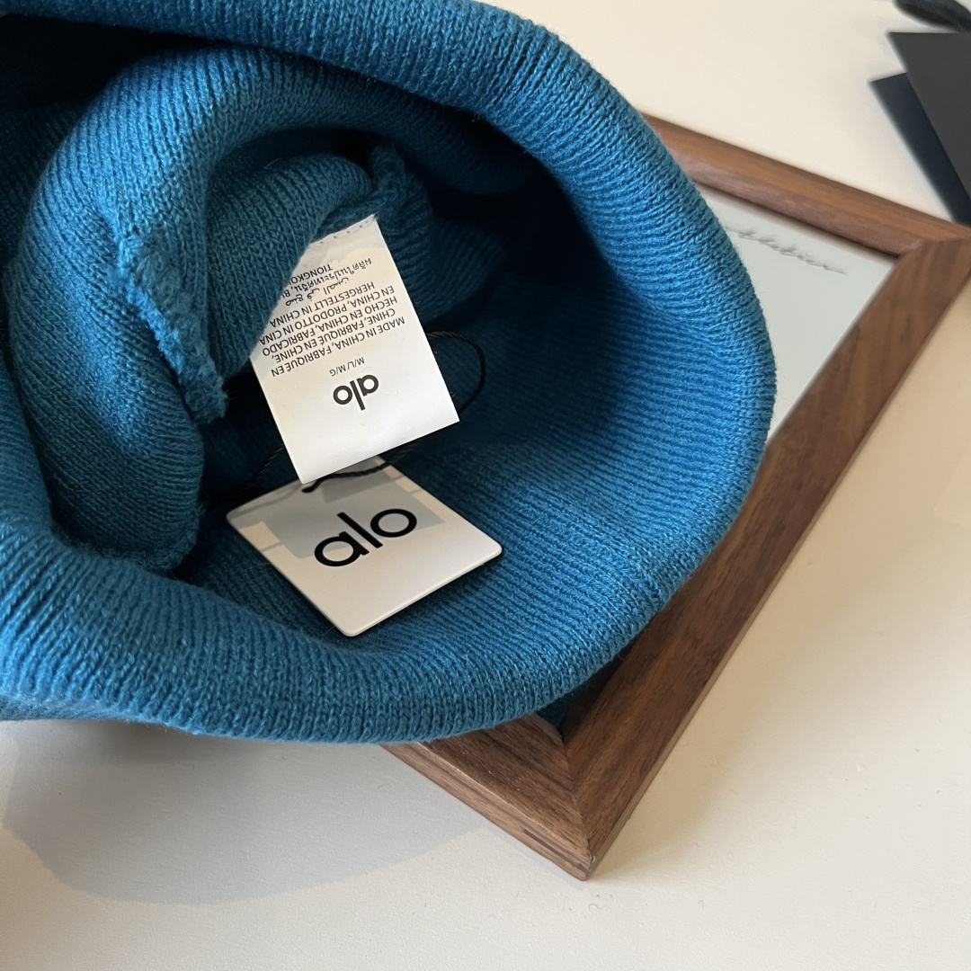 🆕

alo针织毛线帽