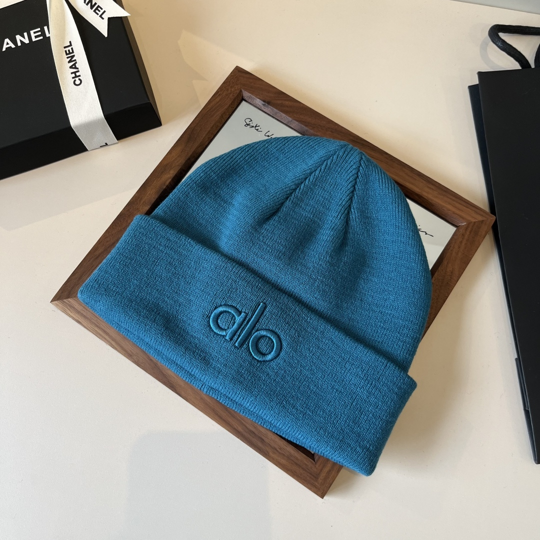 🆕

alo针织毛线帽