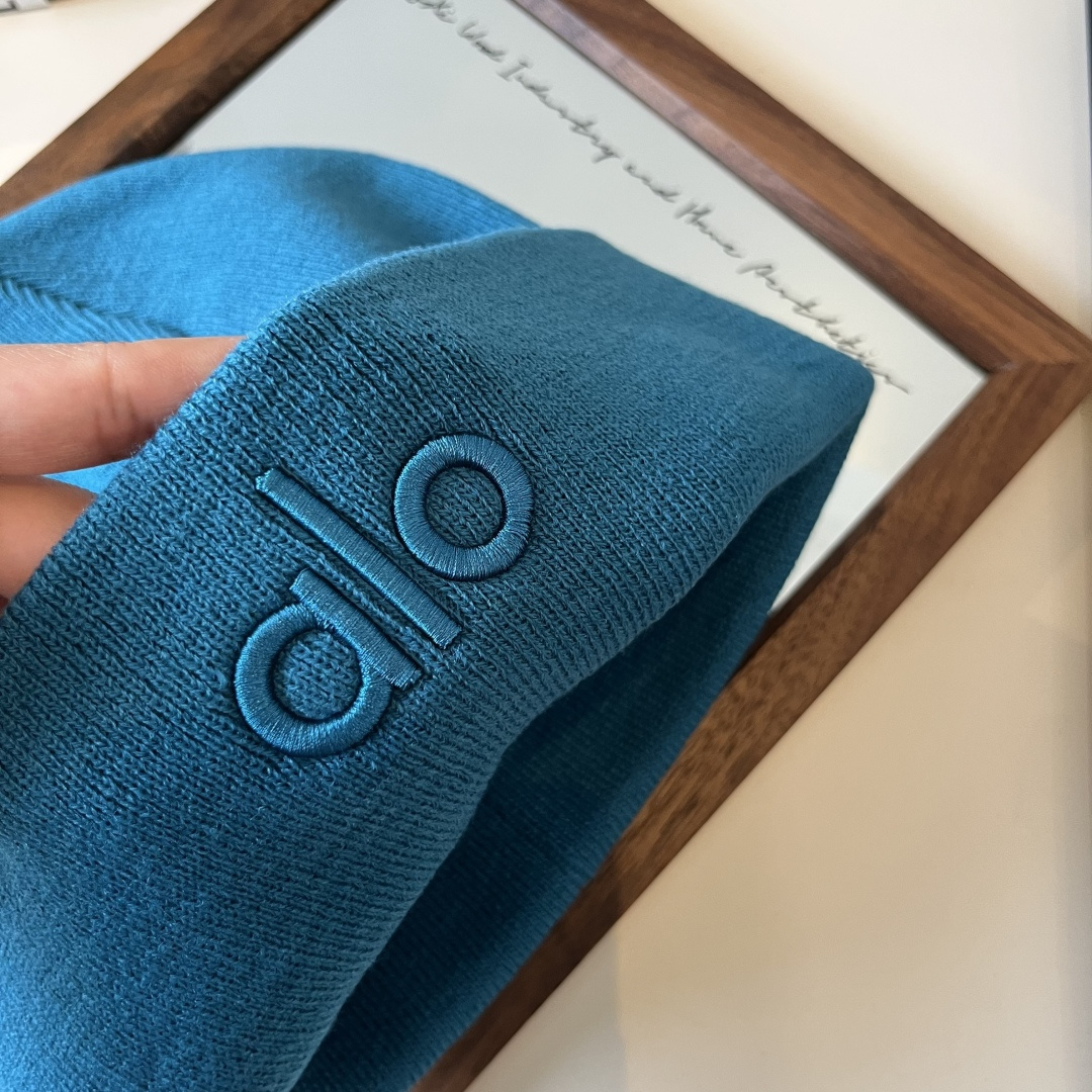 🆕

alo针织毛线帽