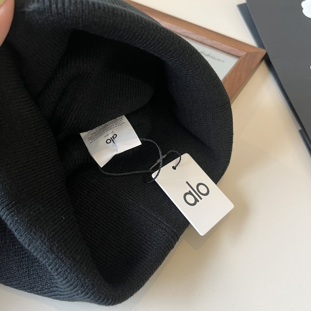 🆕

alo针织毛线帽