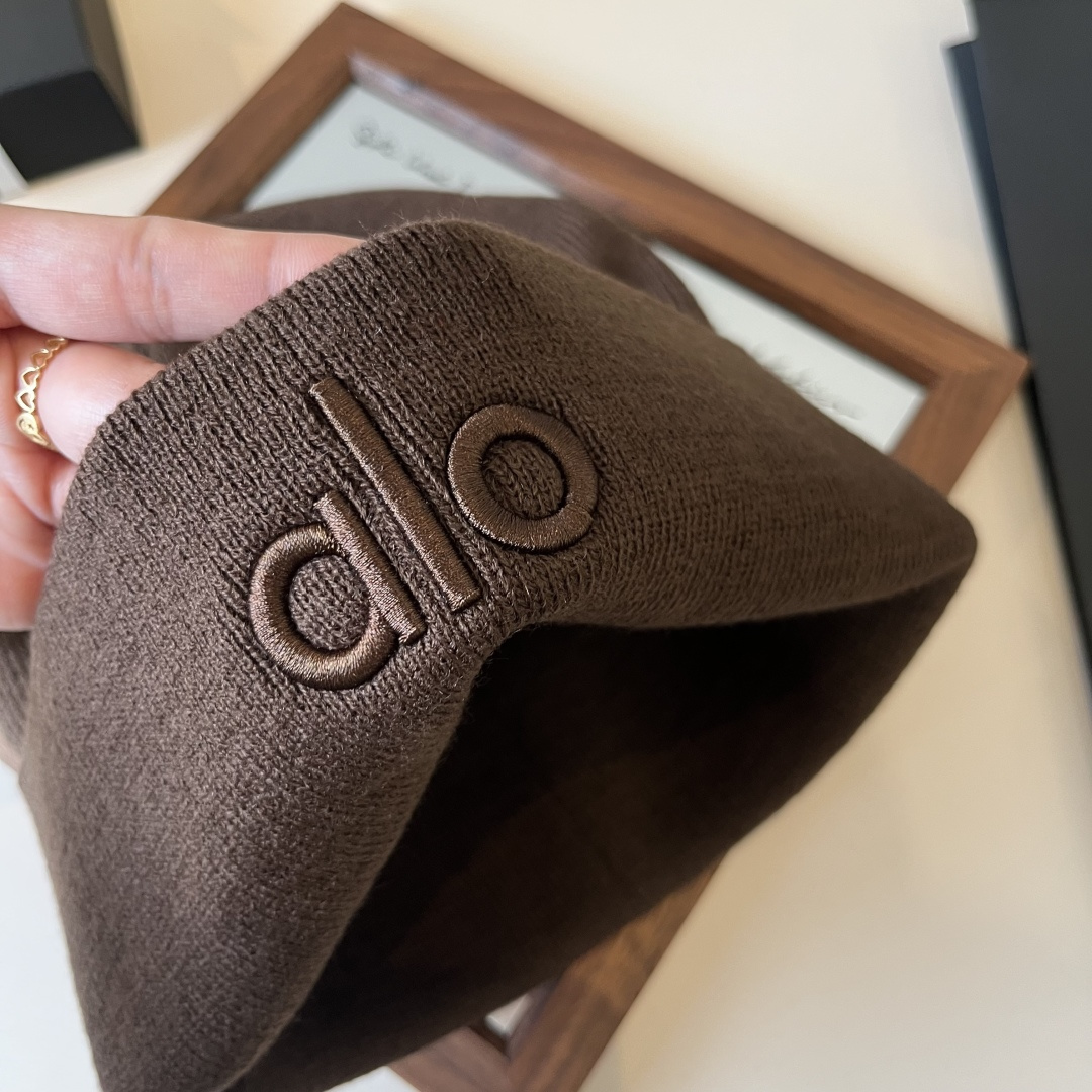 🆕

alo针织毛线帽