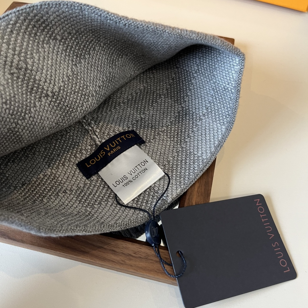 🆕

LV棋盘格男款毛线帽