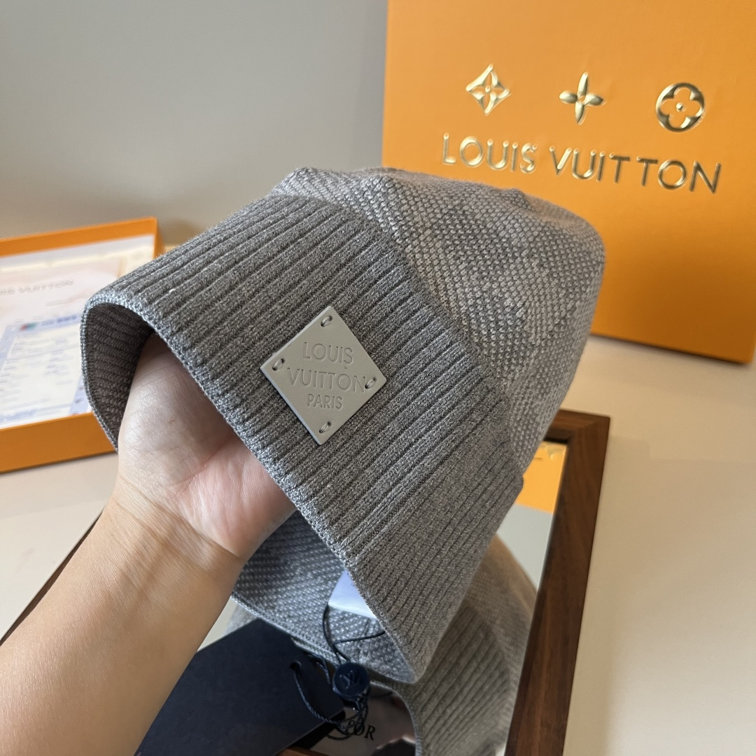 🆕

LV棋盘格男款毛线帽