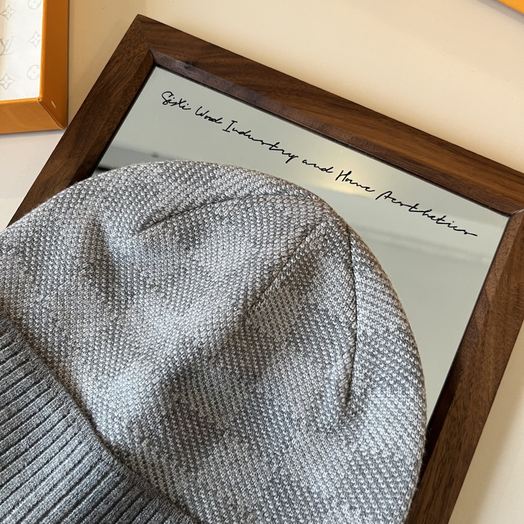 🆕

LV棋盘格男款毛线帽