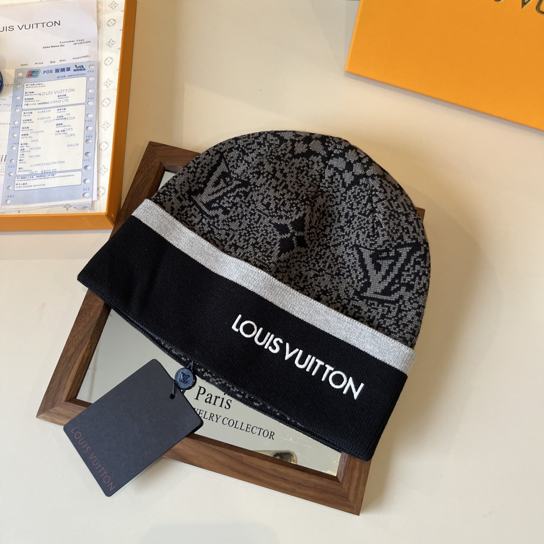 🆕

Lv路易威登专柜货，针织毛线帽，男女同款 正品开模