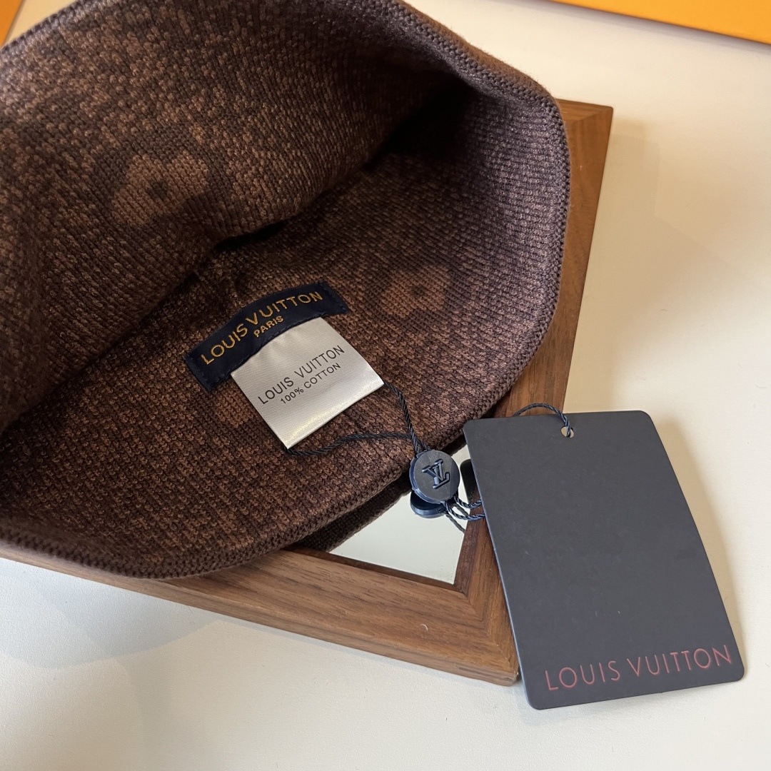🆕

Lv路易威登专柜货，针织毛线帽，男女同款 正品开模