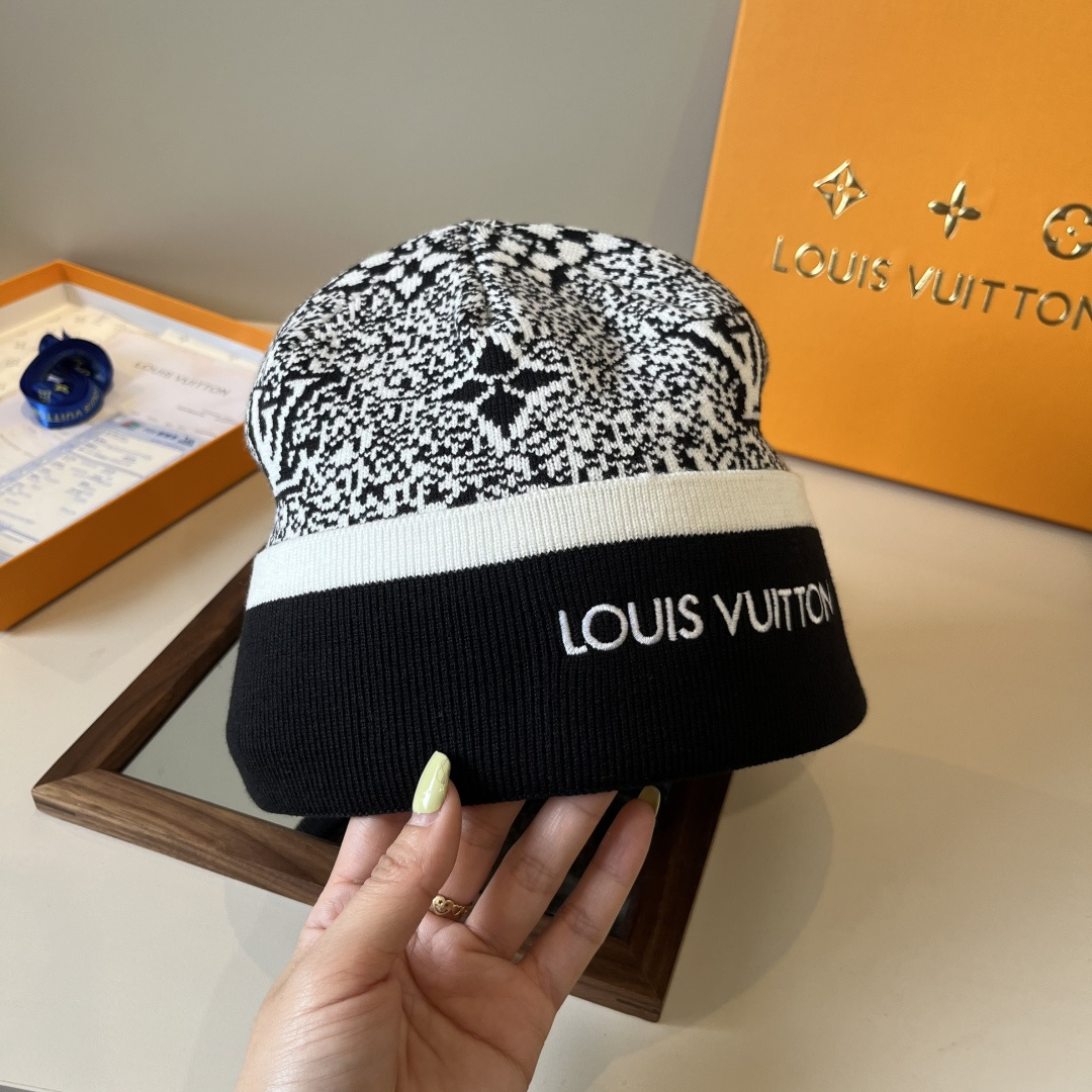 🆕

Lv路易威登专柜货，针织毛线帽，男女同款 正品开模