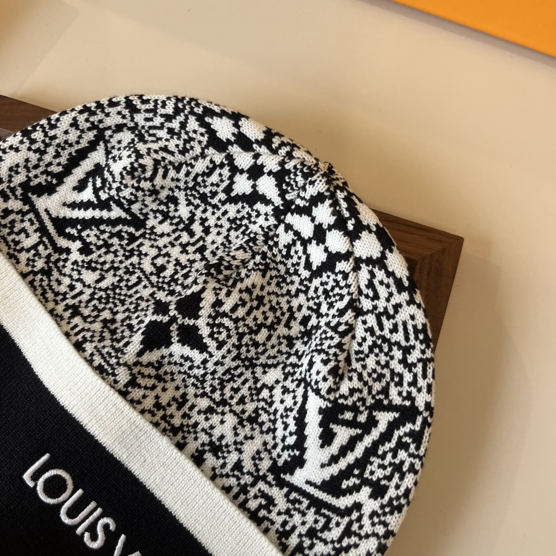 🆕

Lv路易威登专柜货，针织毛线帽，男女同款 正品开模