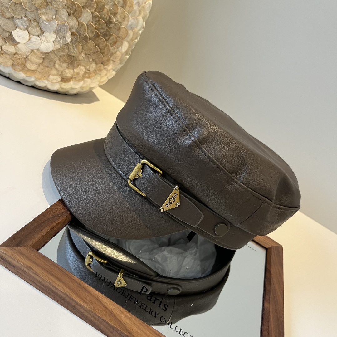 🆕

2025普拉达新款鸭舌画家帽，头围57cm