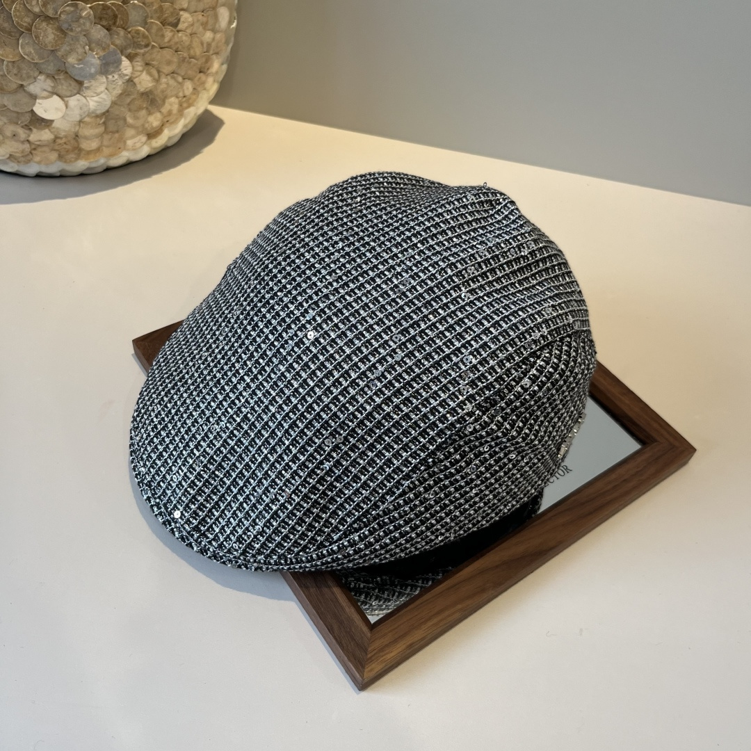 🆕

Dior新款前进帽，闪片前进帽，春秋新款，头围57cm