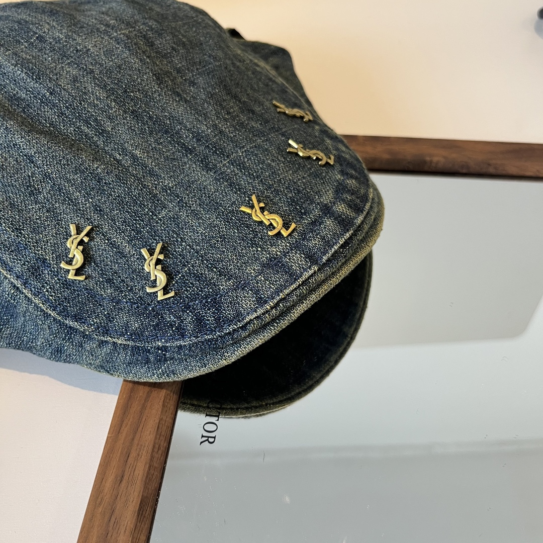 🆕

圣罗兰复古风前进鸭舌帽，高级百搭，头围57cm