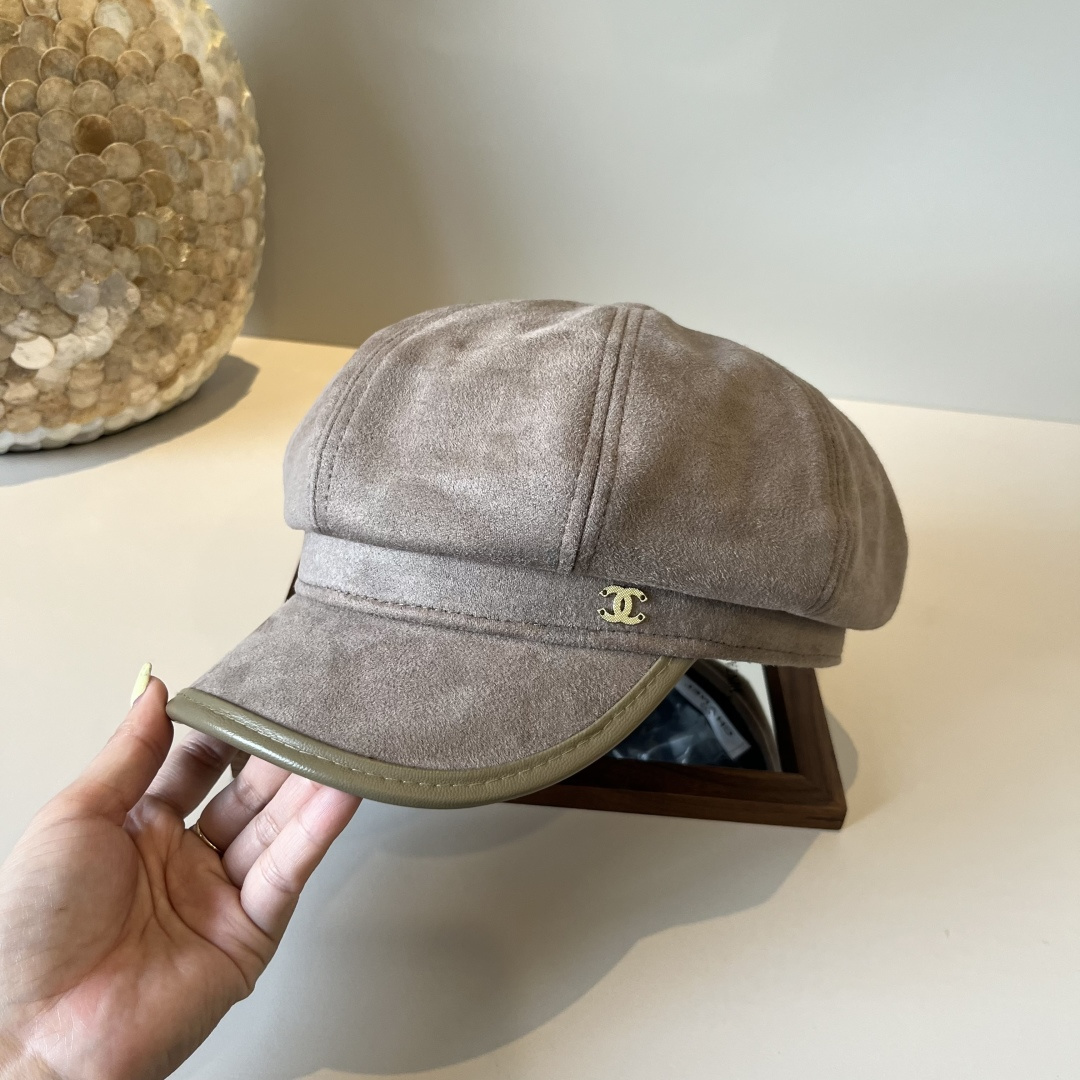 🆕

香奈儿新款鸭舌画家帽，头围57cm