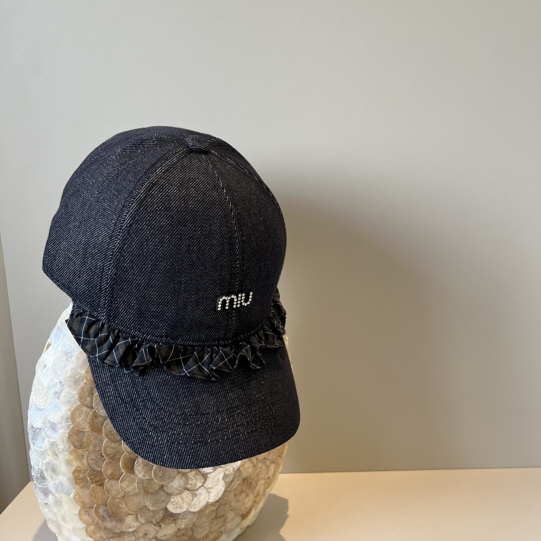NO:361270,Miumiu Miu new retro style baseball cap, high-end and atmospheric, head circumference 57cm hat, straw hat, fisherman hat, baseball cap, hat, miumiu, espadrilles, hatsmiumiu缪缪新款复古风鸭舌帽,高端大气,头围57cm帽子草帽渔夫帽棒球帽,帽子,miumiu,espadrilles,hats,hat