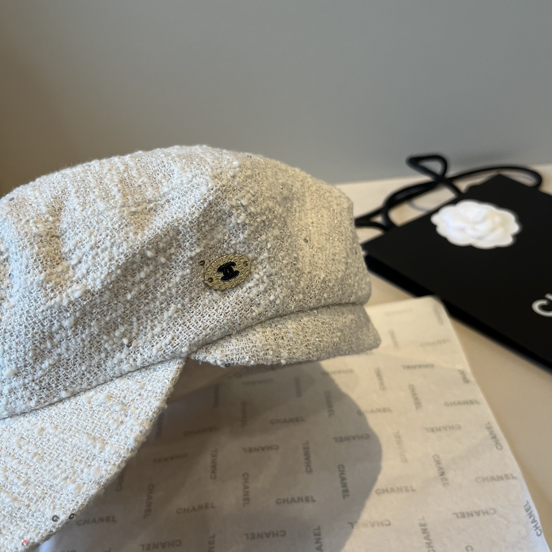 🆕

香奈儿新款鸭舌画家帽，头围57cm