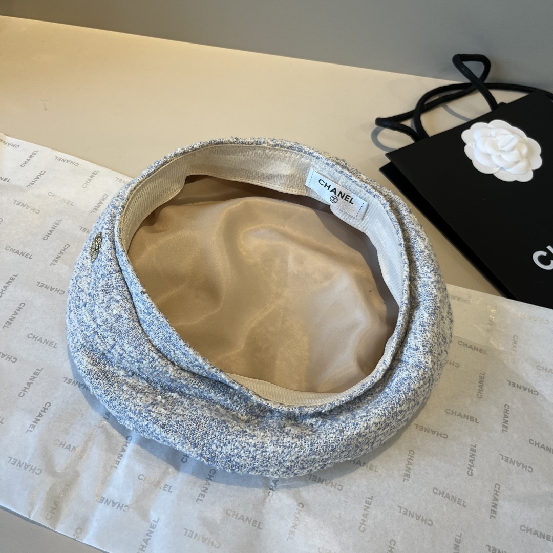 🆕

香奈儿新款鸭贝雷帽，头围57cm