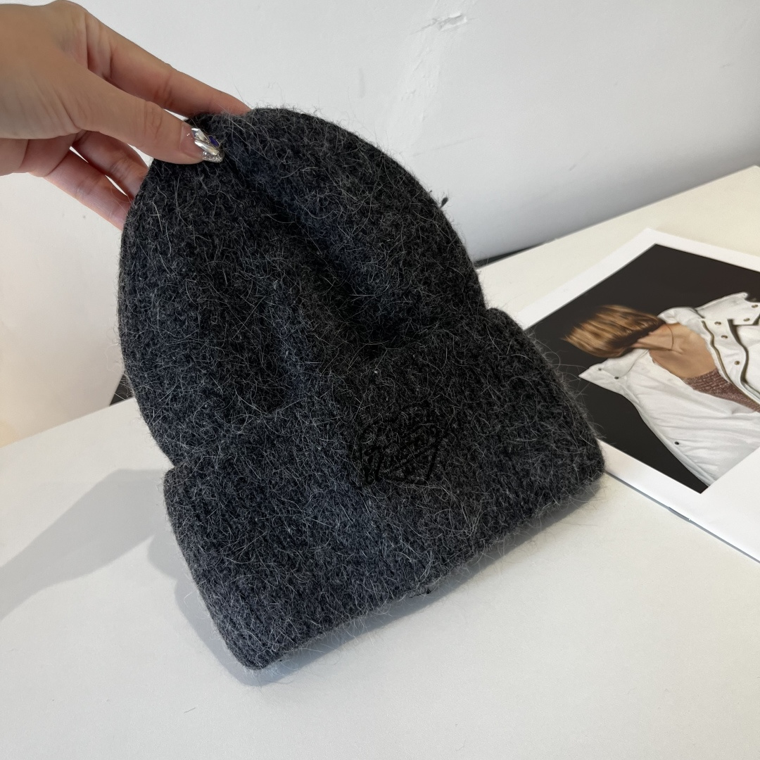 🆕

LV路易威登 秋冬新款针织羊毛帽，保暖毛线帽，50羊毛%50兔毛，跑量多色