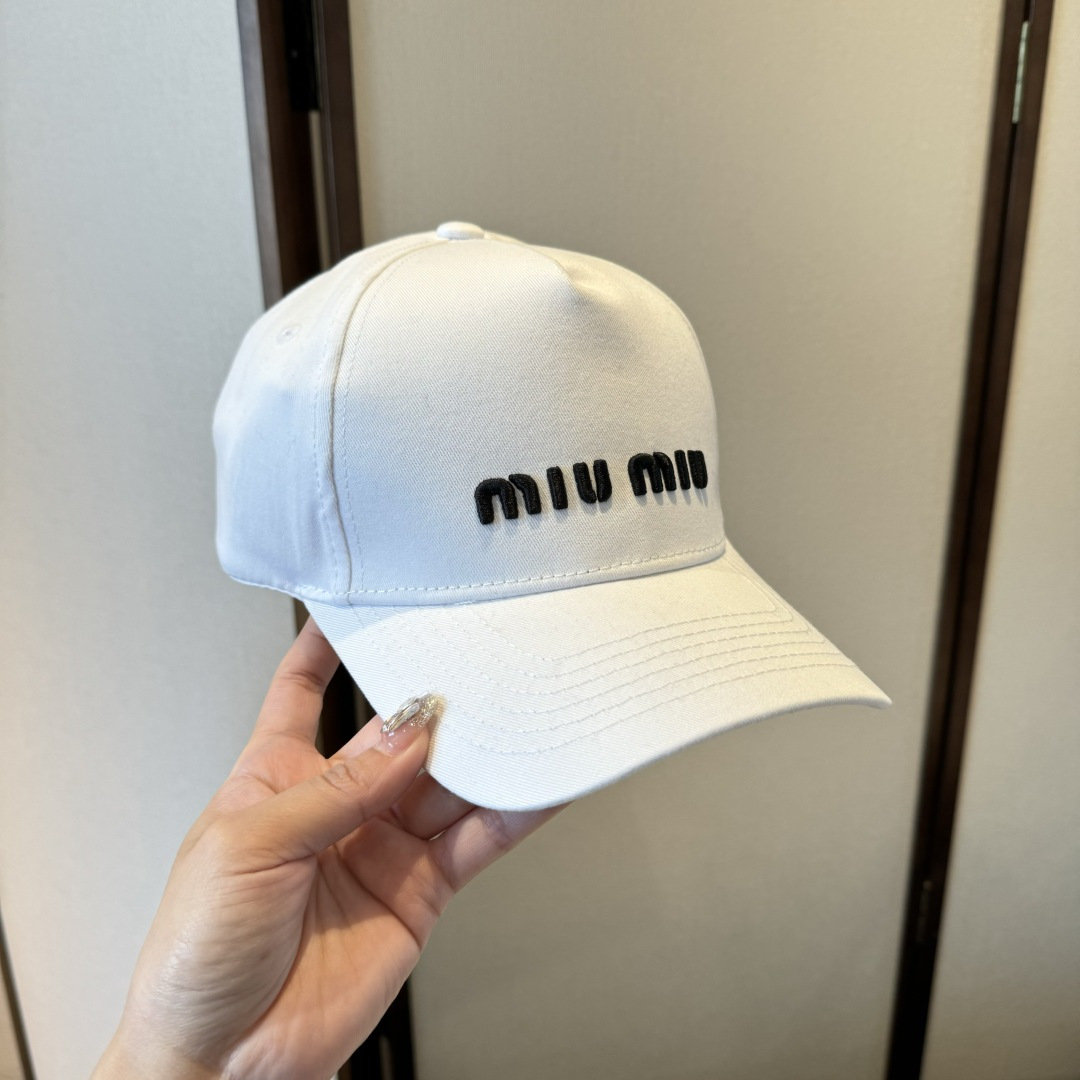 🆕

miumiu缪缪新款鸭舌帽, 头围57cm
