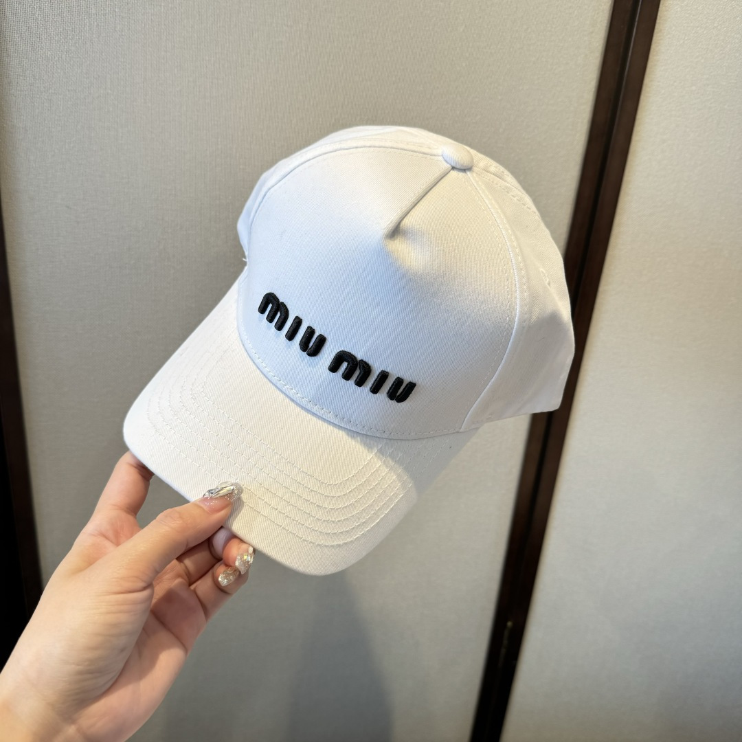 🆕

miumiu缪缪新款鸭舌帽, 头围57cm