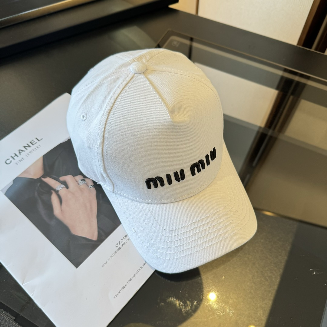 🆕

miumiu缪缪新款鸭舌帽, 头围57cm