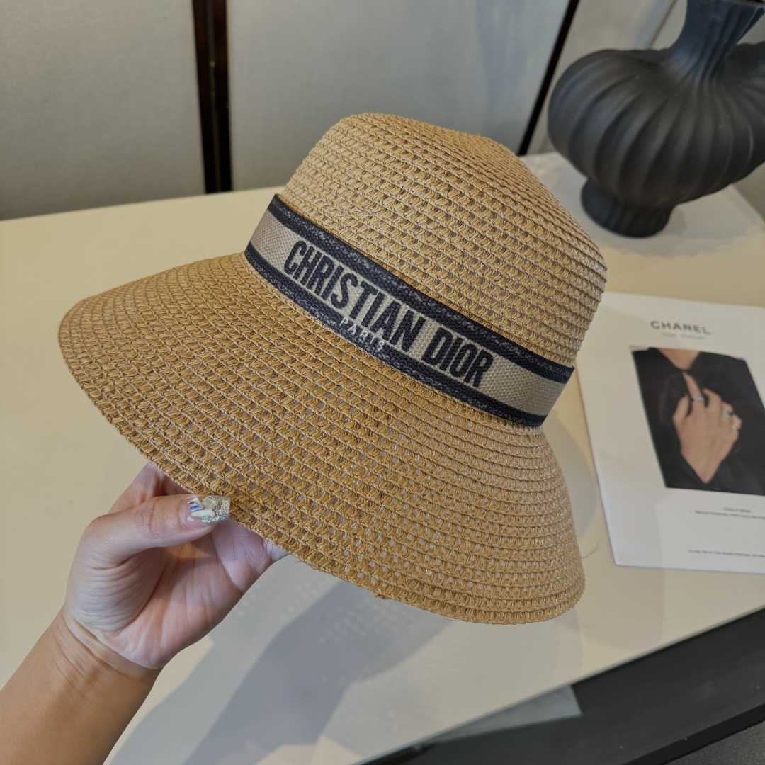 🆕
Dior迪奥盆帽 、盆帽，头围57cm