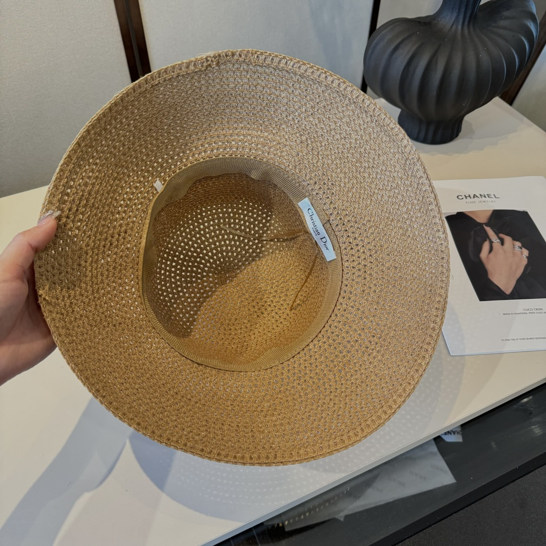 🆕
Dior迪奥盆帽 、盆帽，头围57cm