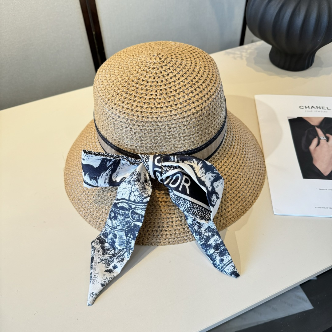 🆕
Dior迪奥盆帽 、盆帽，头围57cm