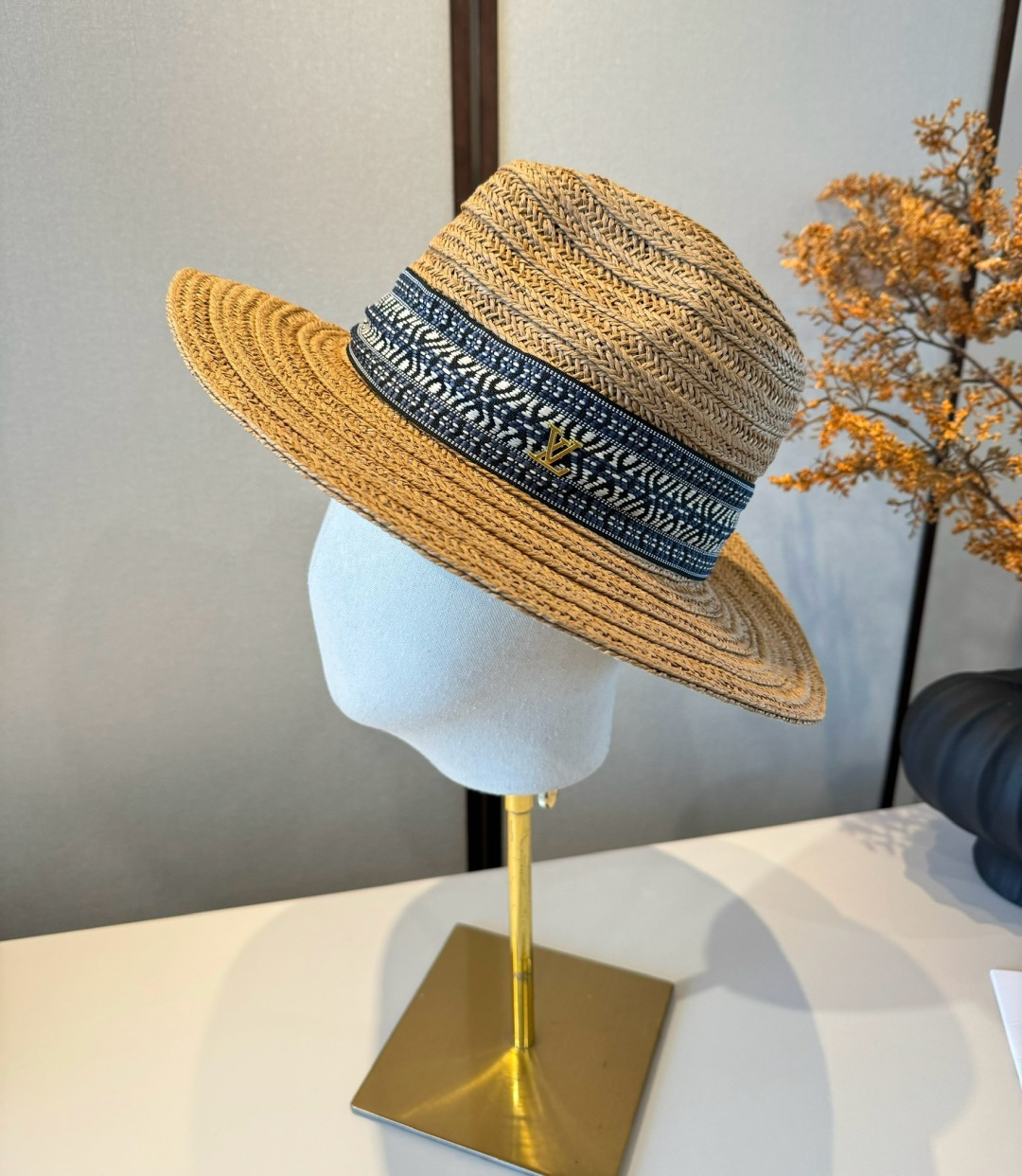 🆕

Lv新款礼帽，夏日必备，头围57cm 懂货的来