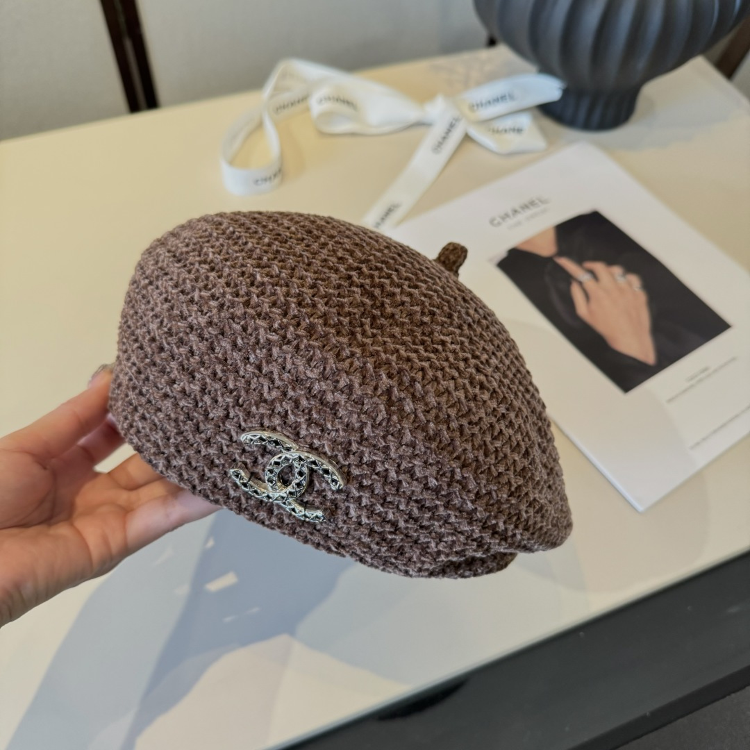 🆕

Chanel香奈儿新款贝雷帽，画家帽，针织手勾面料，头围57cm 四季百搭