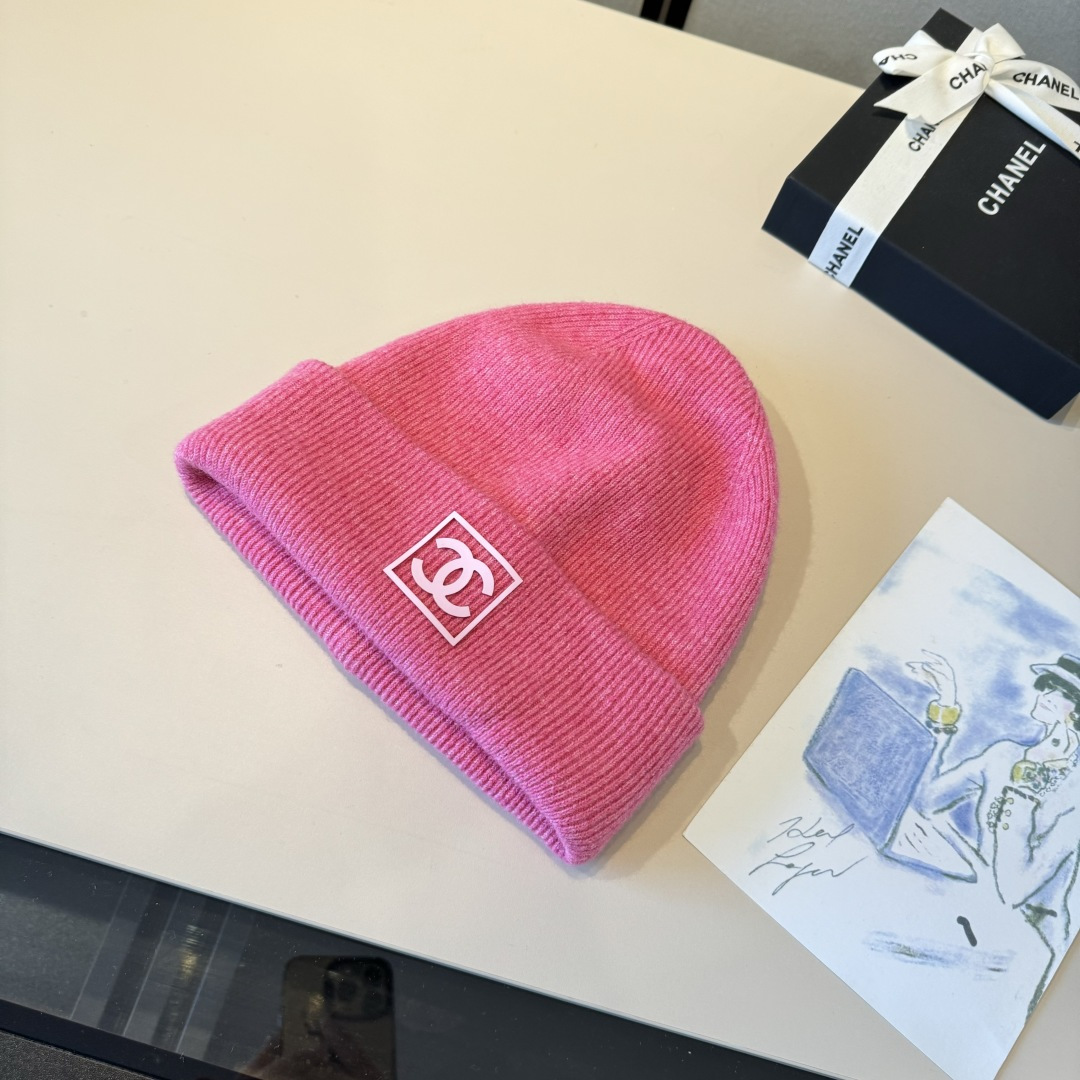 🆕

Chanel香奈儿秋冬新款毛线帽 羊毛面料，内标齐全
