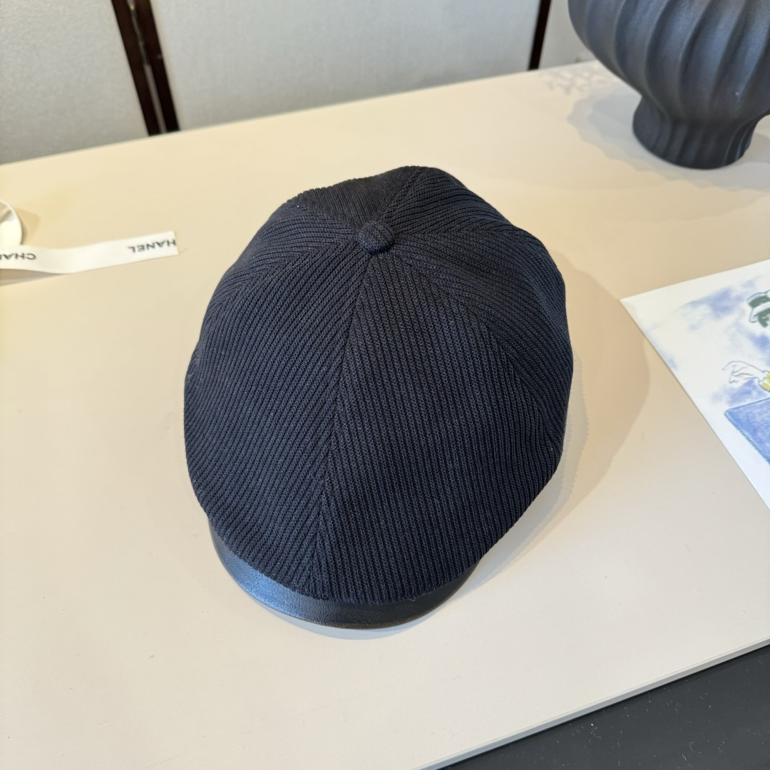 🆕

蔻驰新款针织前进帽，