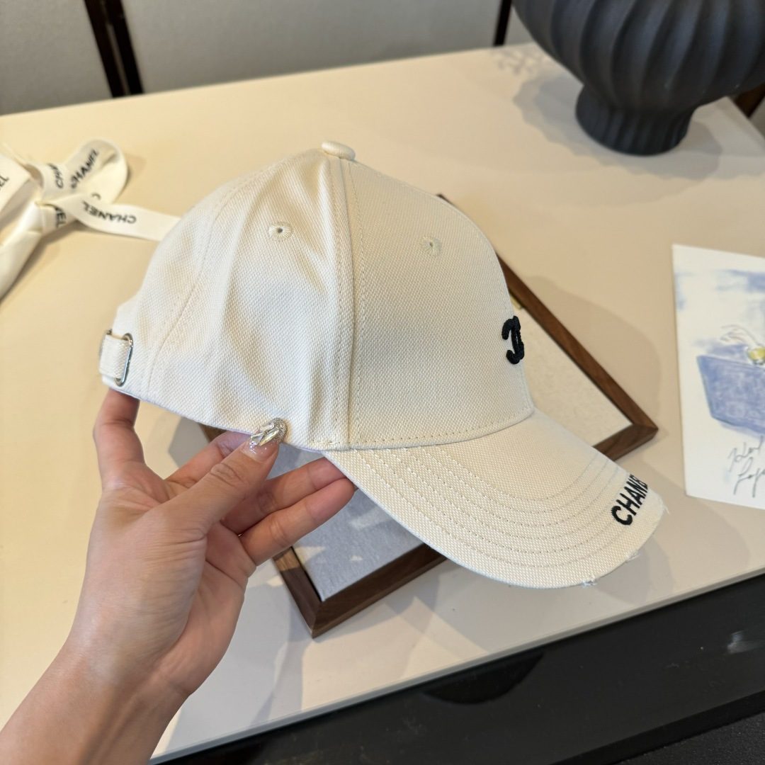 🆕

Chanel香奈儿新款鸭舌帽, 头围57cm