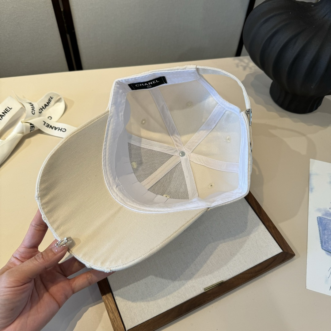 🆕

Chanel香奈儿新款鸭舌帽, 头围57cm