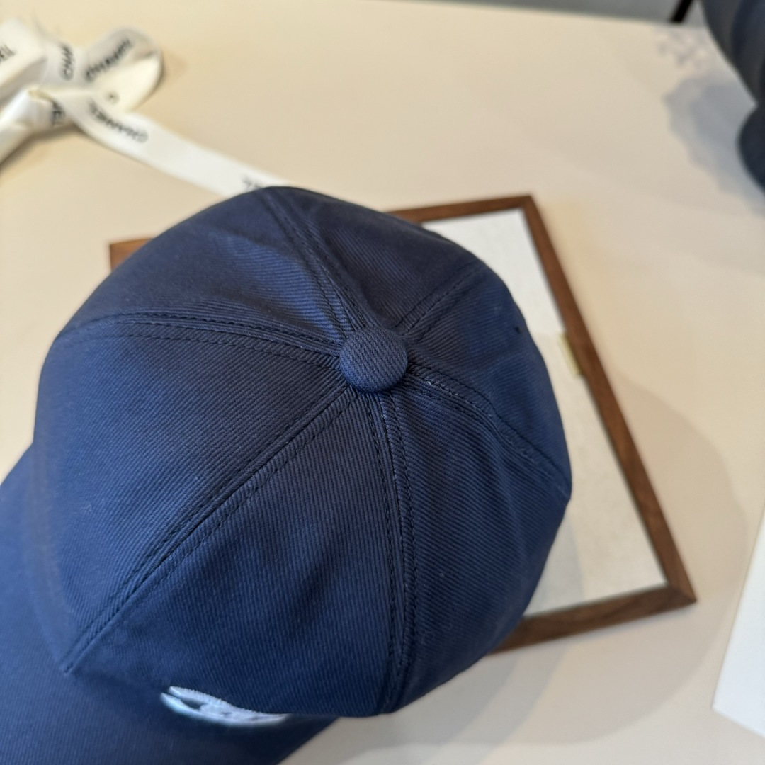 🆕

Chanel香奈儿鸭舌帽，25年专柜新款，头围57cm