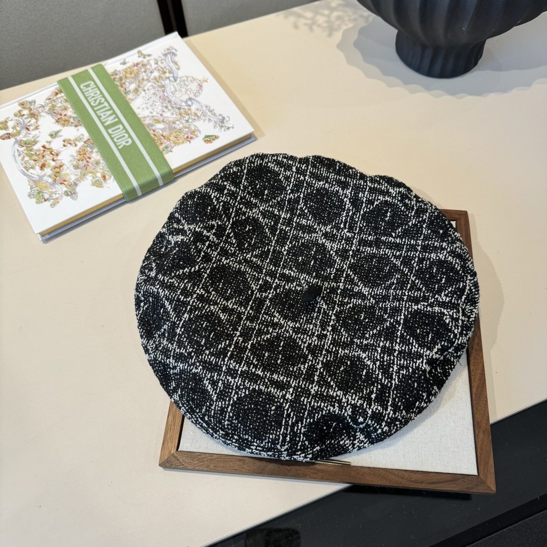 🆕

Dior迪奥新款贝雷帽，高端定制，头围57cm