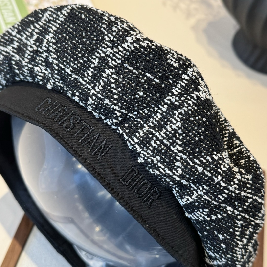 🆕

Dior迪奥新款贝雷帽，高端定制，头围57cm