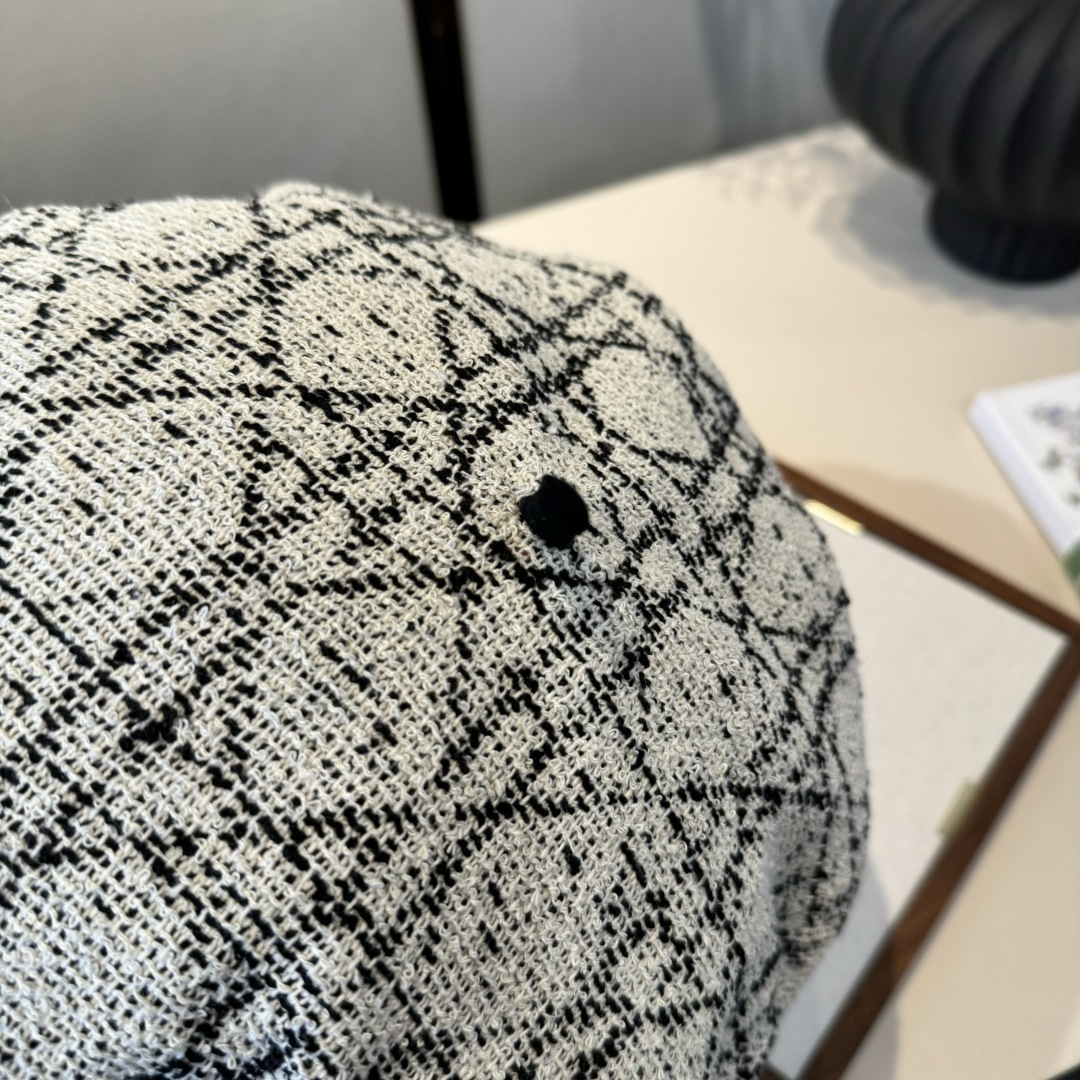 🆕

Dior迪奥新款贝雷帽，高端定制，头围57cm