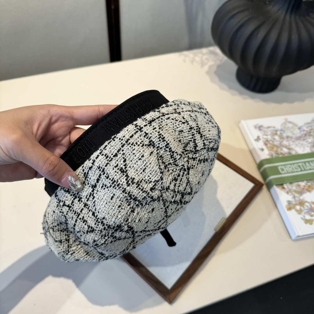 🆕

Dior迪奥新款贝雷帽，高端定制，头围57cm