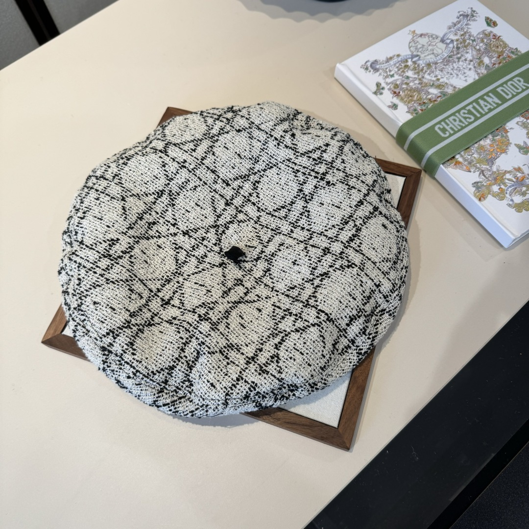 🆕

Dior迪奥新款贝雷帽，高端定制，头围57cm
