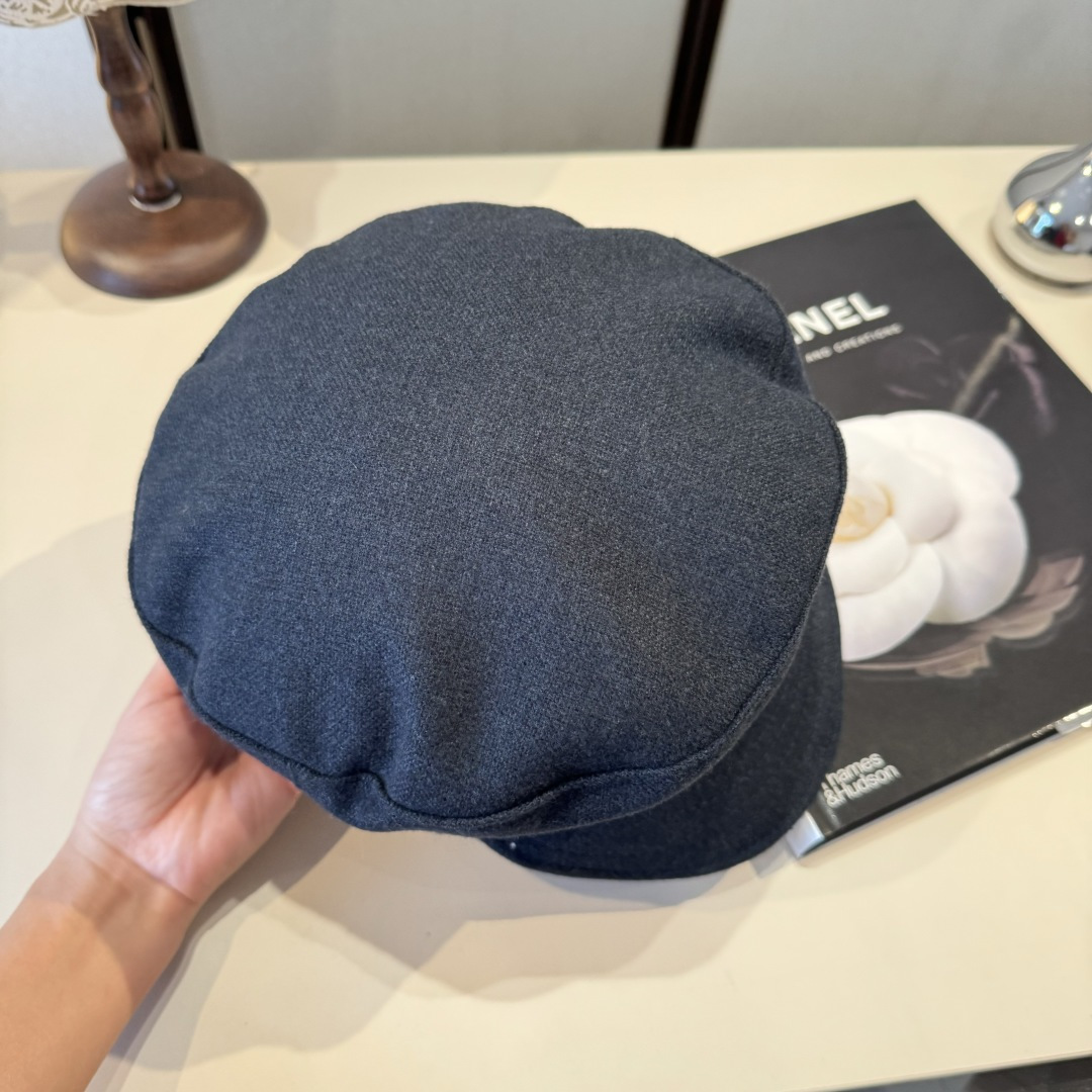 🆕

Gucci古奇羊毛画家鸭舌帽，百分百羊毛🦙%面料，头围57cm