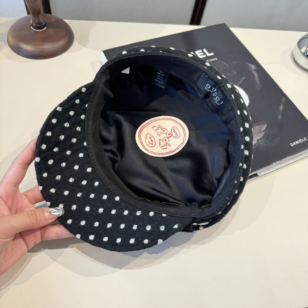 🆕

Gucci古奇羊毛画家鸭舌帽，百分百羊毛🦙%面料，头围57cm