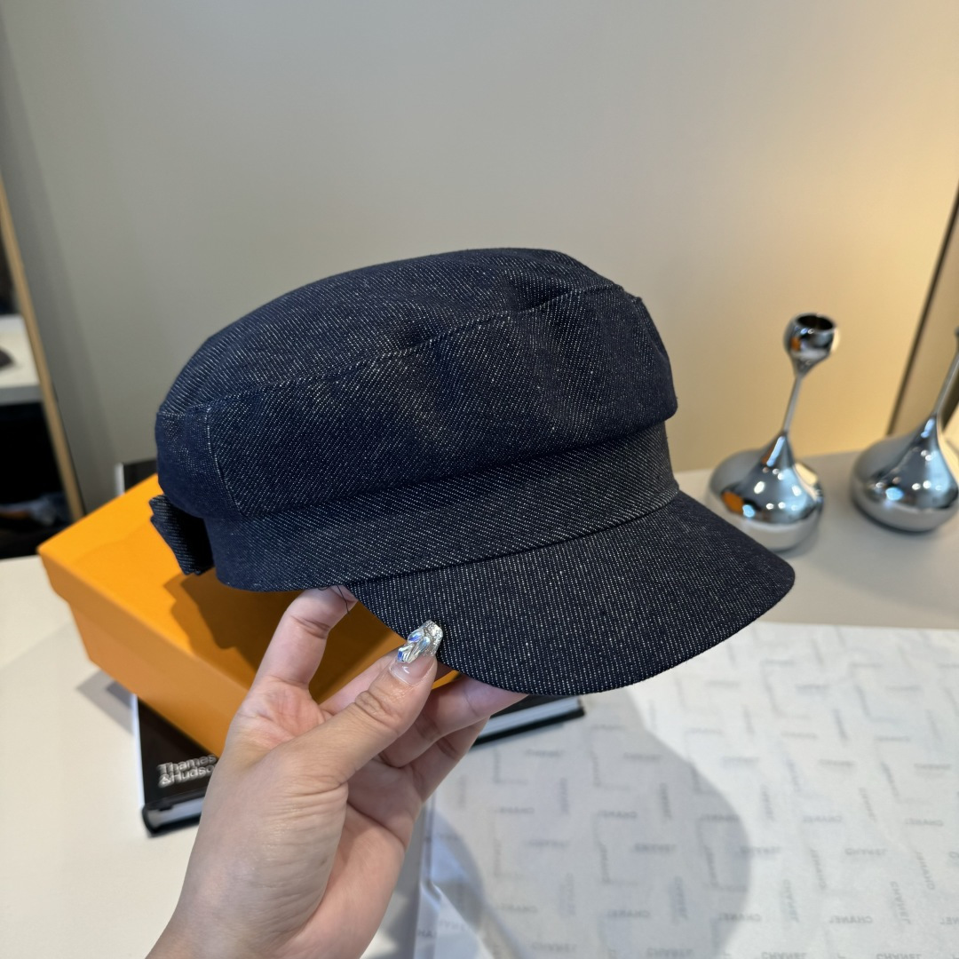 🆕

LV新款鸭舌军帽，高级定制，头围57cm