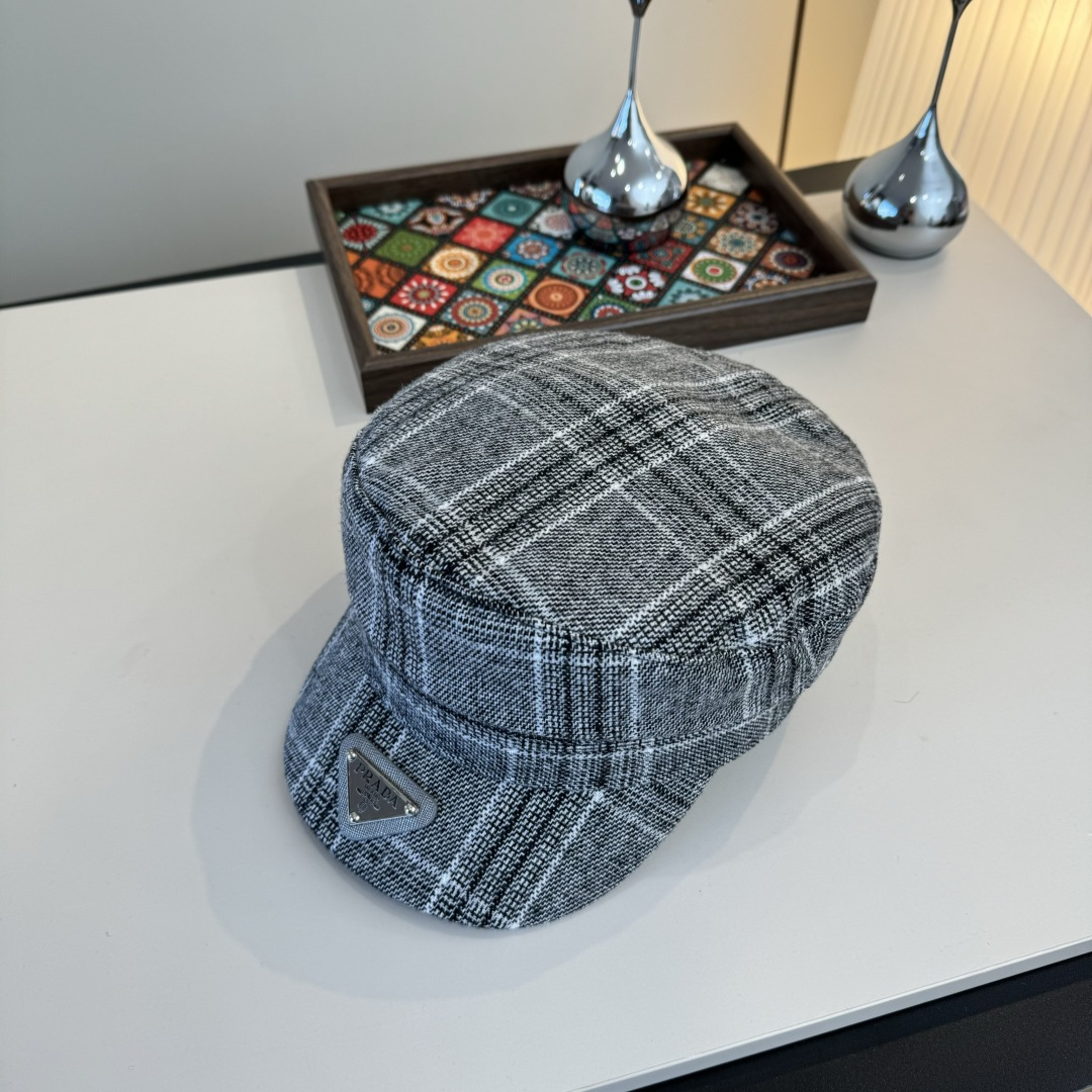 NO:365016,Prada new baseball military cap, high-end customization, head circumference 57cm hat, fisherman hat, baseball hat, knit hat, hat, prada, espadrilles, hats普拉达新款鸭舌军帽,高级定制,头围57cm帽子渔夫帽棒球帽针织帽,帽子,prada,espadrilles,hats,hat